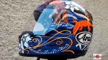 Helma na motocykel Arai