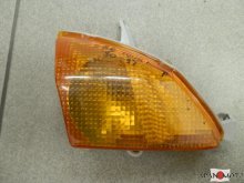 Predný pravý blinker na Honda CBR 1000 F