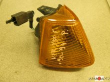 Predný pravý blinker na Honda VFR 750 F