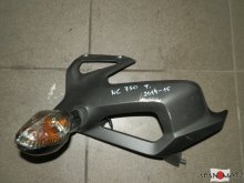 Pravý držiak predného svetla na Honda NC 750