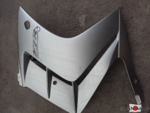 Pravý bok kapotáže na Yamaha FJR 1300