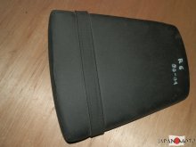 Zadné sedadlo na motocykel Yamaha R6 