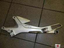 Ľavý držiak stupačky na Honda CBF 600