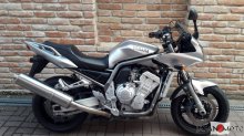 Motocykel Yamaha FZS 1000
