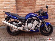 Motocykel Yamaha FZS 1000 Fazer